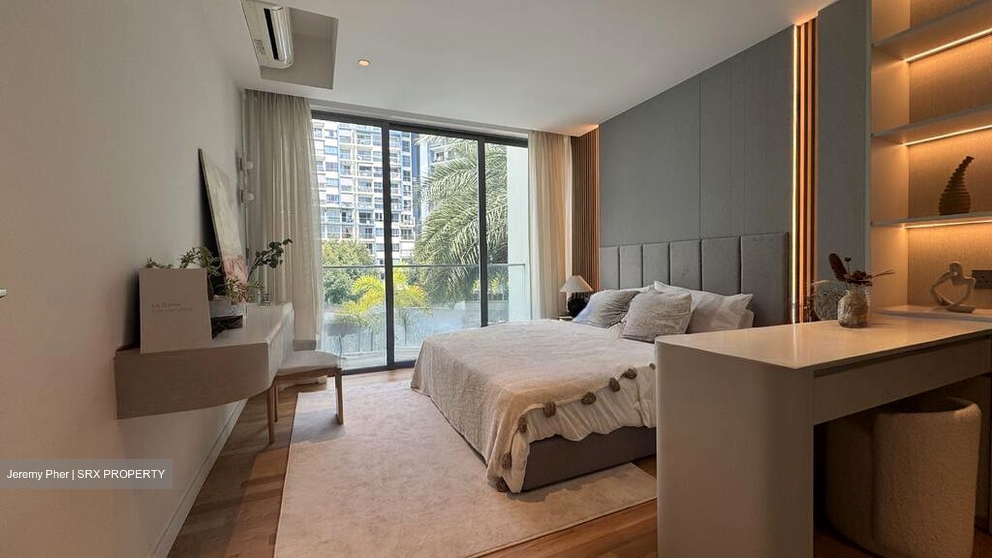 Miltonia Close (D27), Terrace #519828851